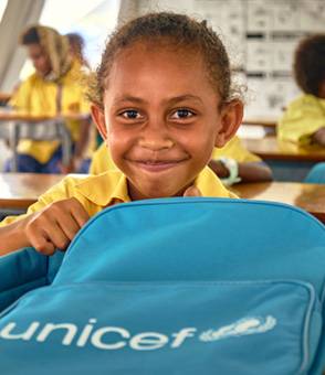 Educación inclusiva Una niña en el colegio